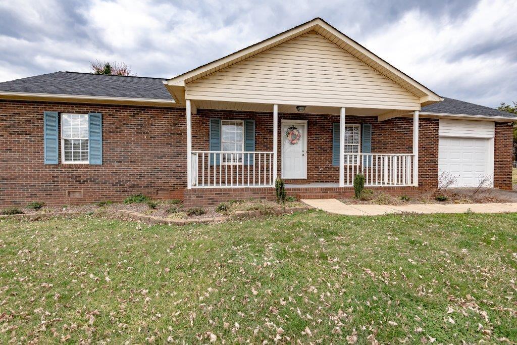 Property image 1 at 5071 Gateway Drive, Claremont, NC 28610