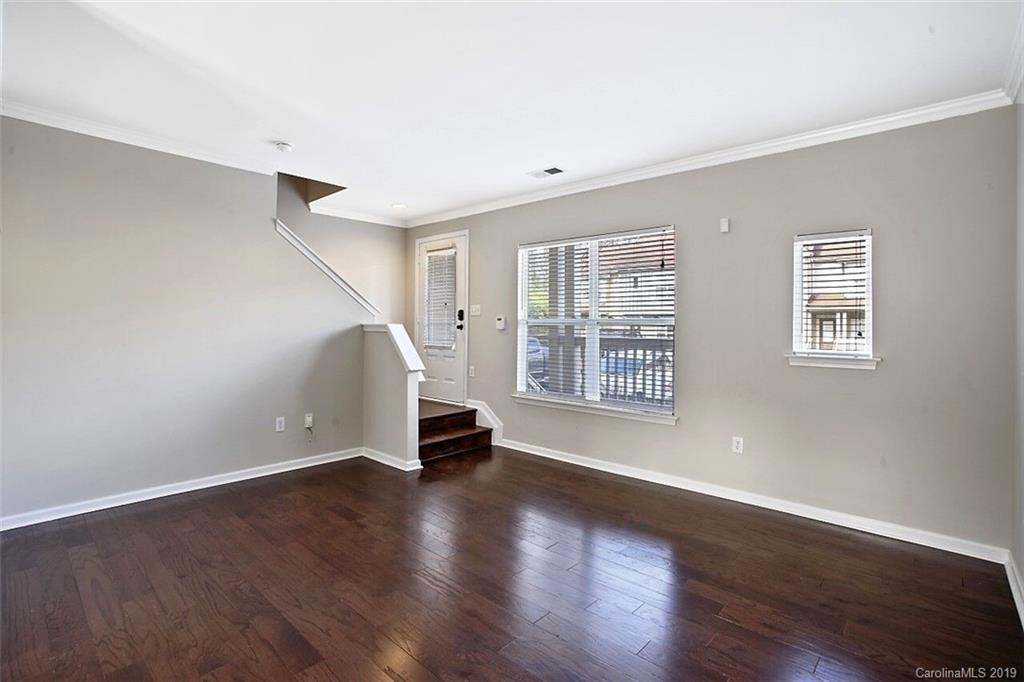 1913 Wilmore Walk Drive