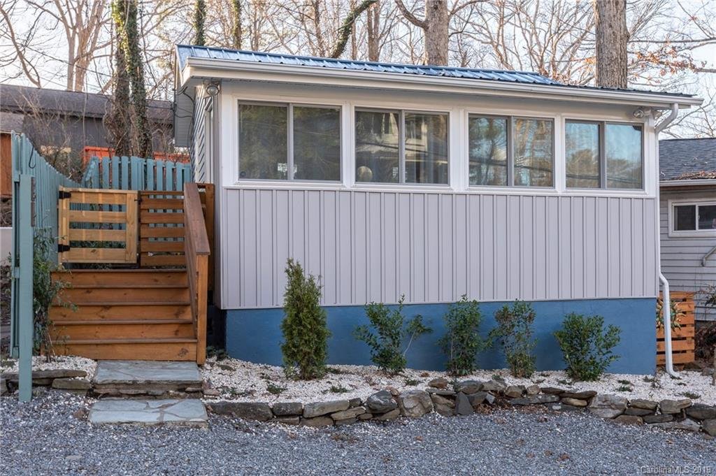 Property image 1 at 24 Rhododendron Drive, Asheville, NC 28805