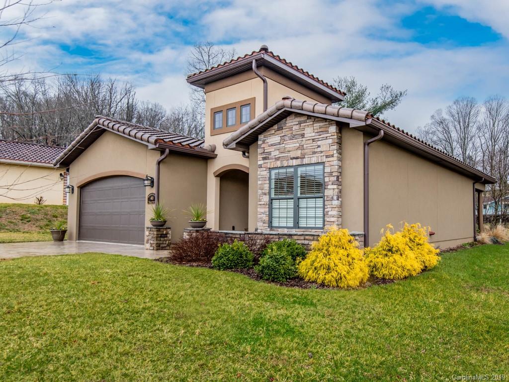 Property image 1 at 40 Ocaso Drive, Asheville, NC 28806