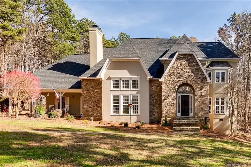 Property image 1 at 7128 Cobblecreek Drive, Matthews, NC 28104