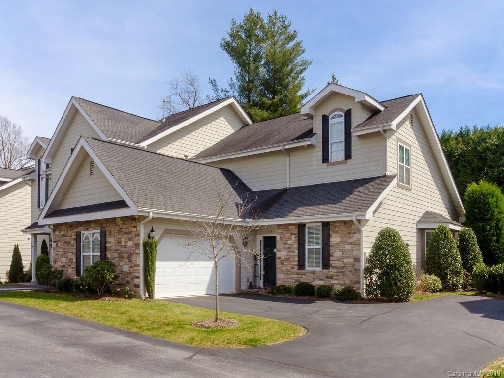 Property image 1 at 119 Towne Place Drive, Hendersonville, NC 28792