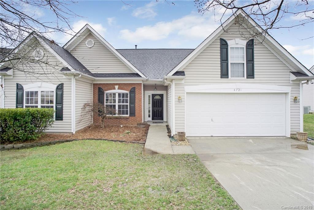 Property image 1 at 4721 Fox Thorne Drive, Charlotte, NC 28216