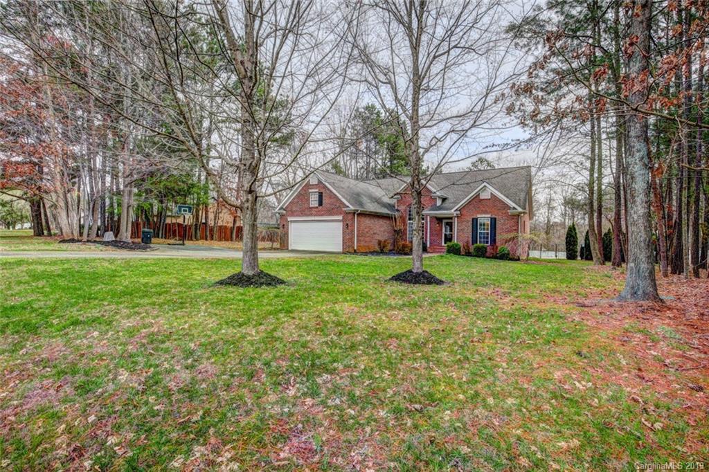 Property image 1 at 132 Kingfisher Drive, Mooresville, NC 28117