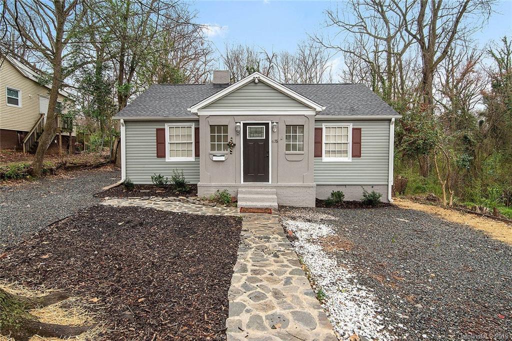 Property image 1 at 635 Robertson Avenue, Charlotte, NC 28208