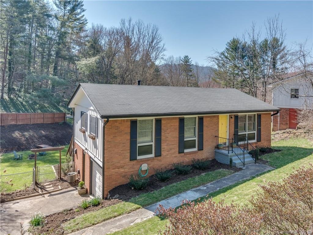 Property image 1 at 28 Brookcliff Drive, Asheville, NC 28804