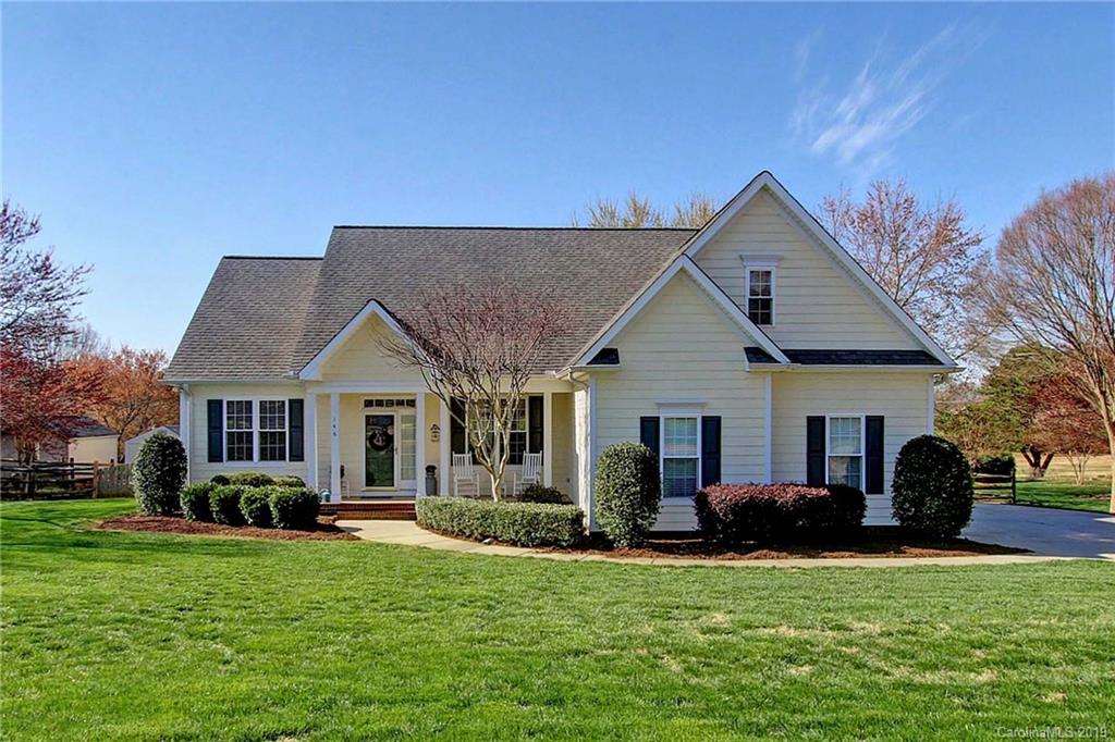 Property image 1 at 146 Turnberry Lane, Mooresville, NC 28117