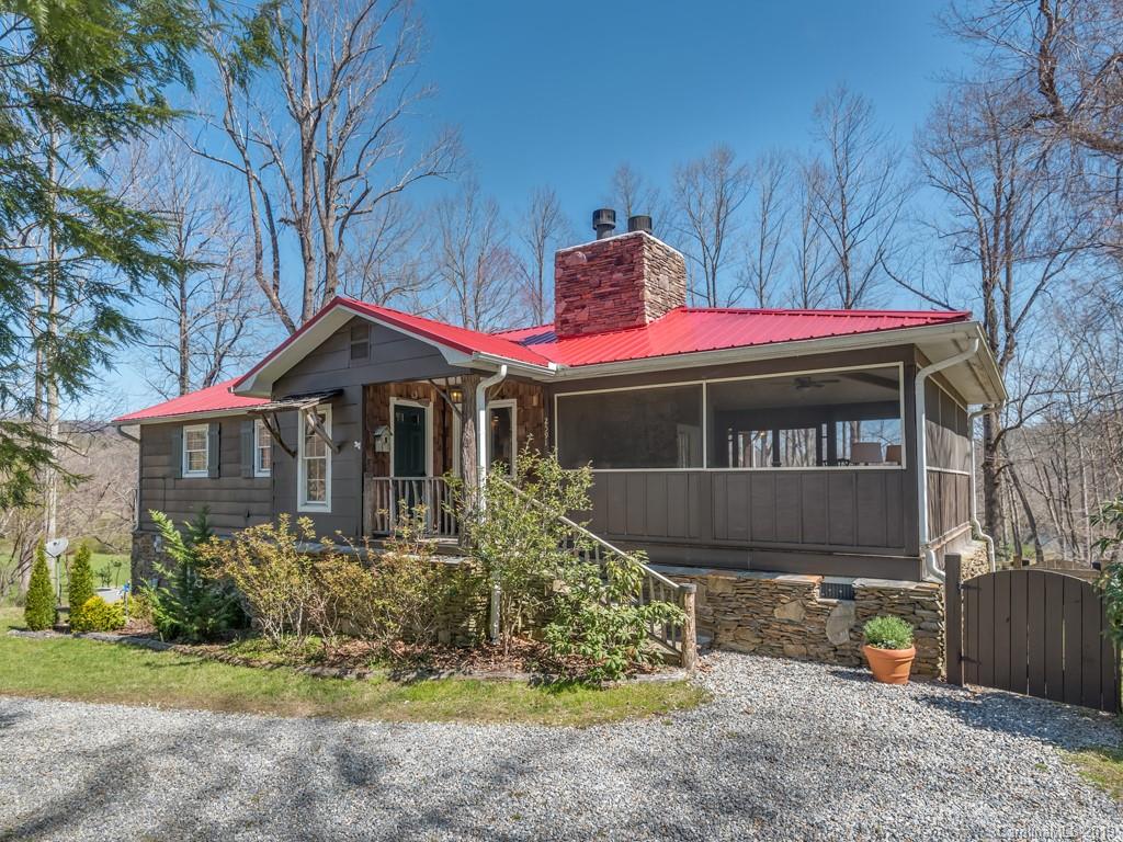 Property image 1 at 2591 Old Us 25 Highway, Zirconia, NC 28790