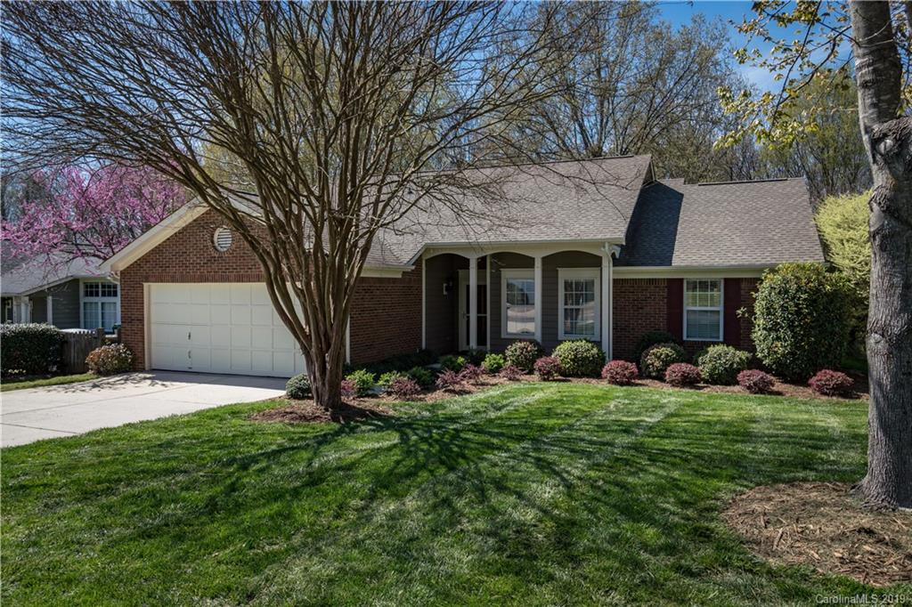 Property image 1 at 12207 Landing Green Drive, Charlotte, NC 28277