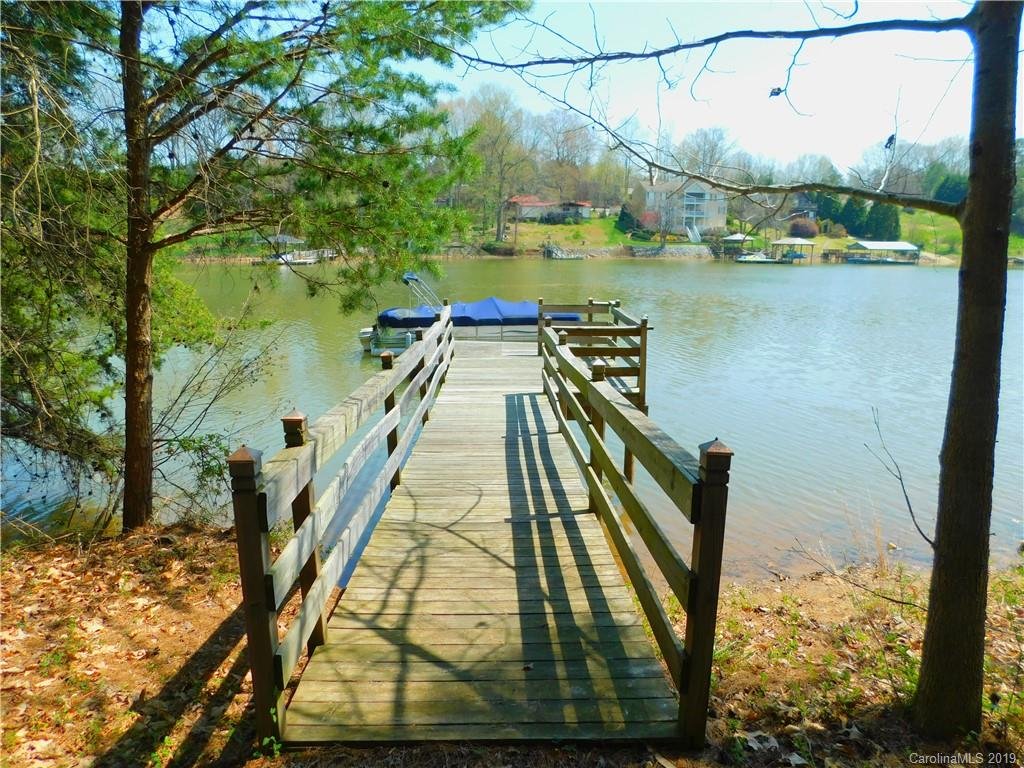 Property image 1 at 6901 Navajo Trail, Sherrills Ford, NC 28673