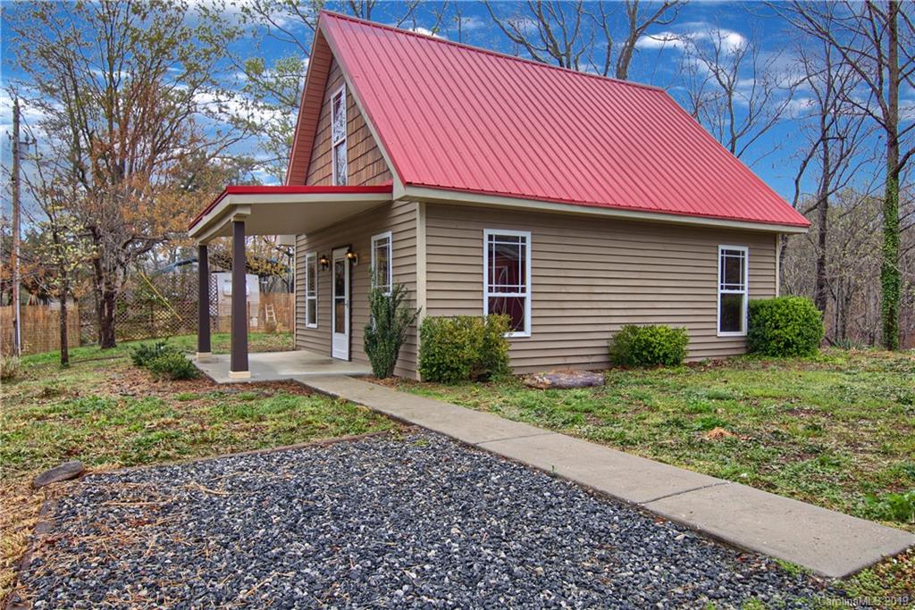 Property image 1 at 124 Coral Lane, Mill Spring, NC 28756