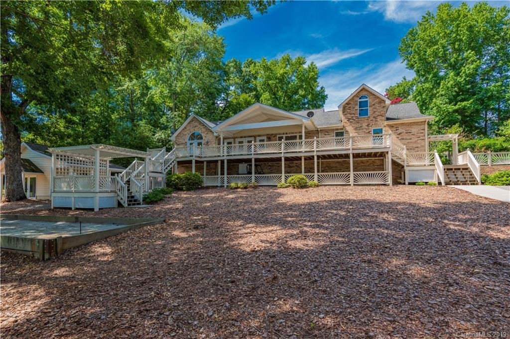 Property image 1 at 132 Sunstede Drive, Mooresville, NC 28117