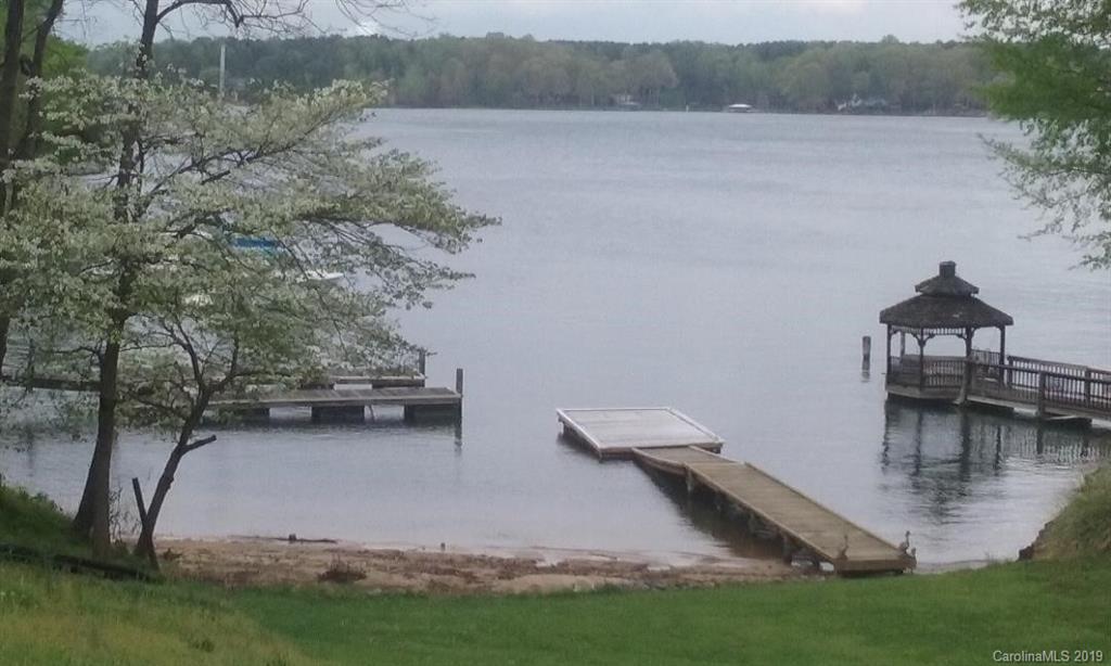 5094 Mallard Cove Road