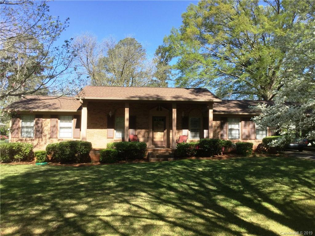 1268 Christopher Circle