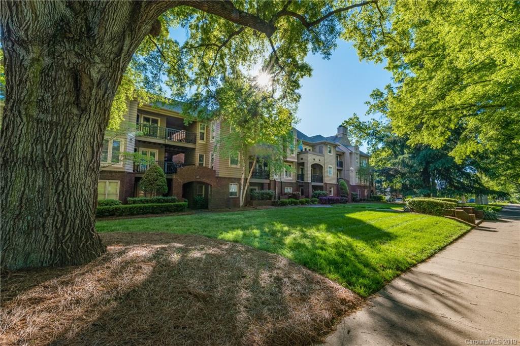 Property image 1 at 1109 E Morehead Street, Charlotte, NC 28204