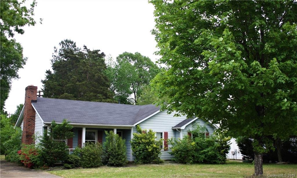 Property image 1 at 4000 Coopersdale Road, Charlotte, NC 28273