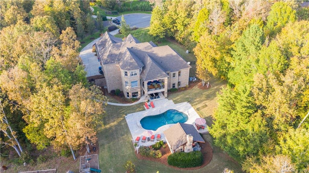 9011 Deer Valley Court