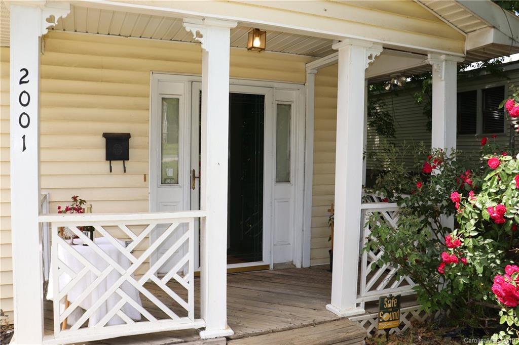 2001 Double Oaks Road