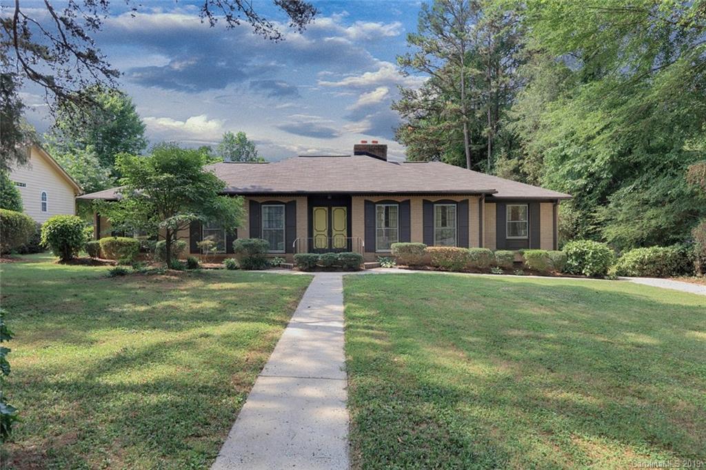 16731 Lake Shore Drive