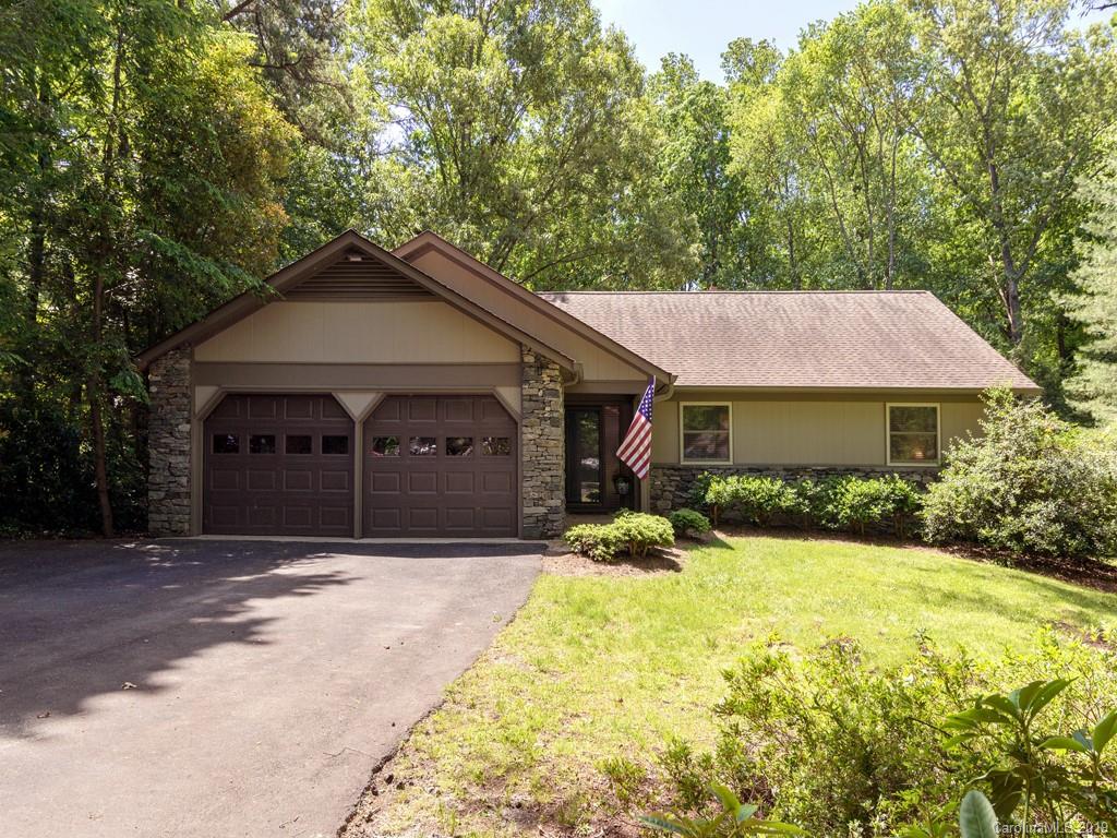 Property image 1 at 3127 Hickory Hill Road, Hendersonville, NC 28792