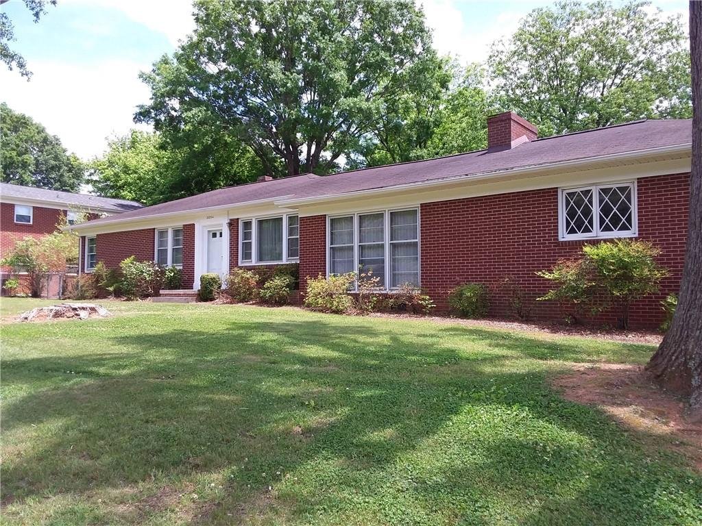 Property image 1 at 2854 20th Street, Hickory, NC 28601