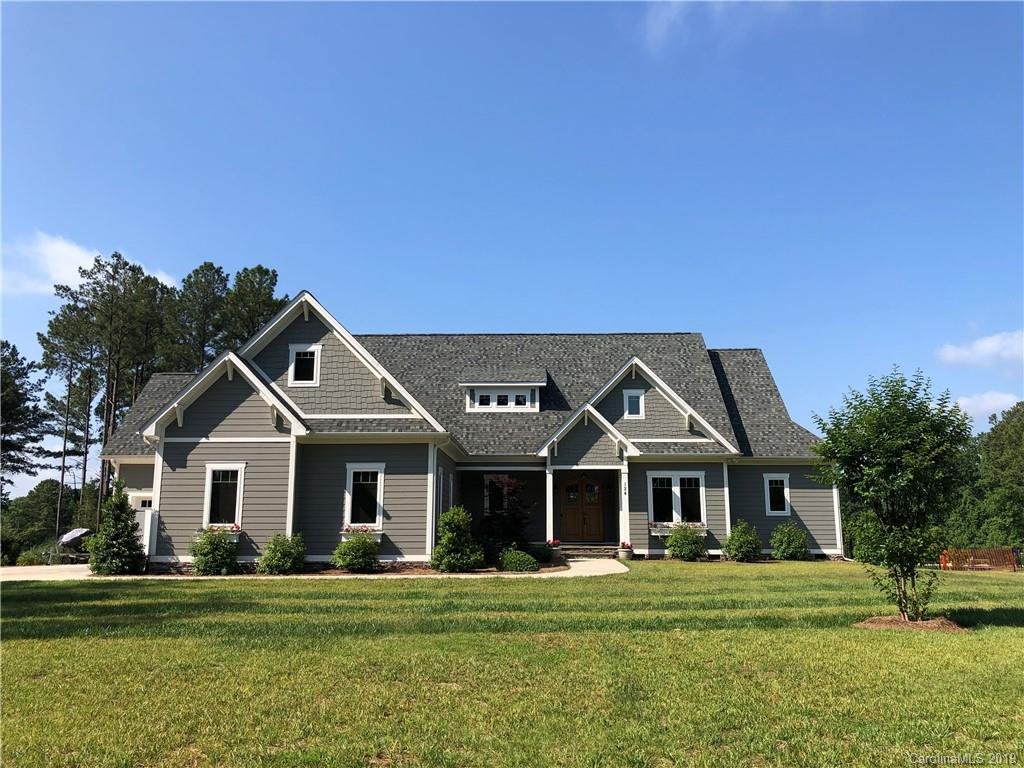 Property image 1 at 124 Washam Road, Mooresville, NC 28117