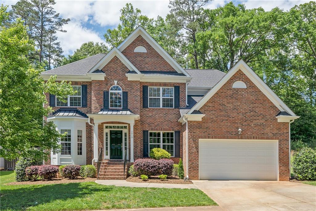 Property image 1 at 3919 13th Street, Hickory, NC 28601