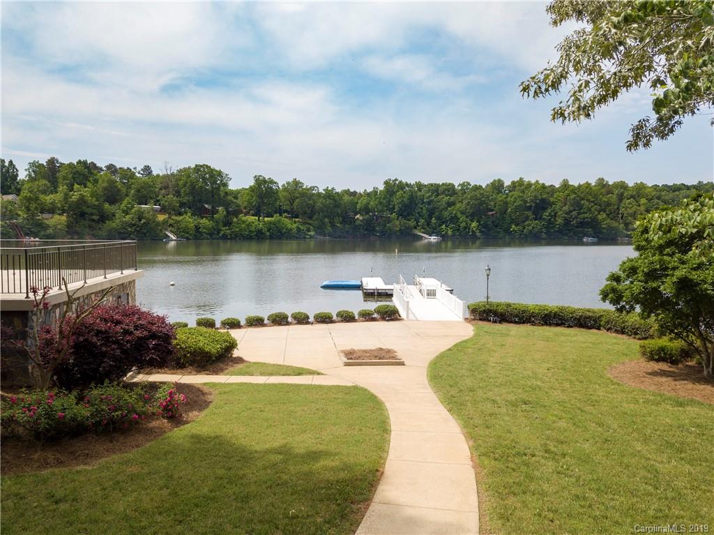 643 Lake Drive 10 Drive