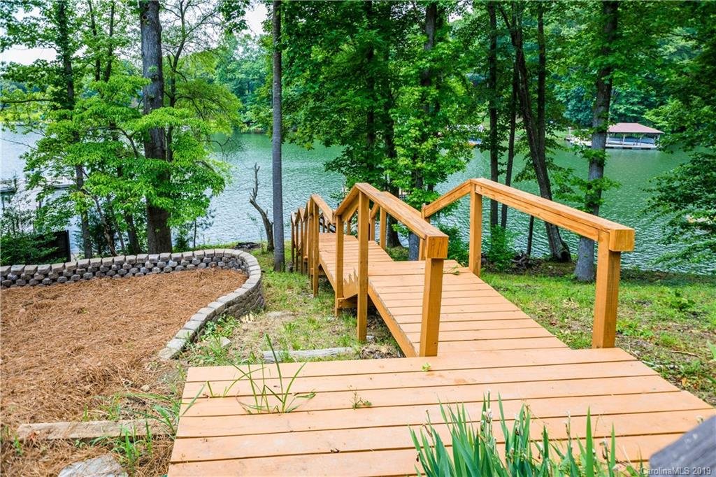 Property image 1 at 164 Mimosa Road, Statesville, NC 28677