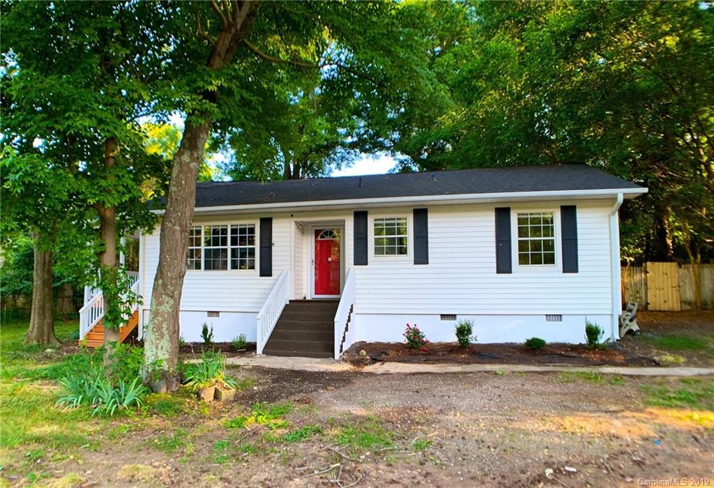 Property image 1 at 3921 Amerigo Street, Charlotte, NC 28208