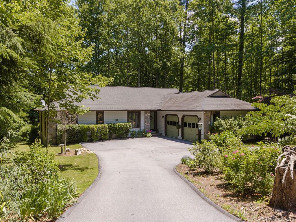 Property image 1 at 102 Paula Place, Flat Rock, NC 28731