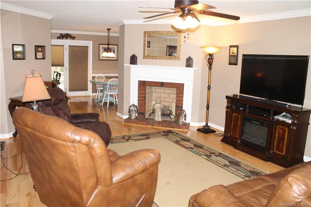 Property image 1 at 1707 Robinwood Road, Gastonia, NC 28054