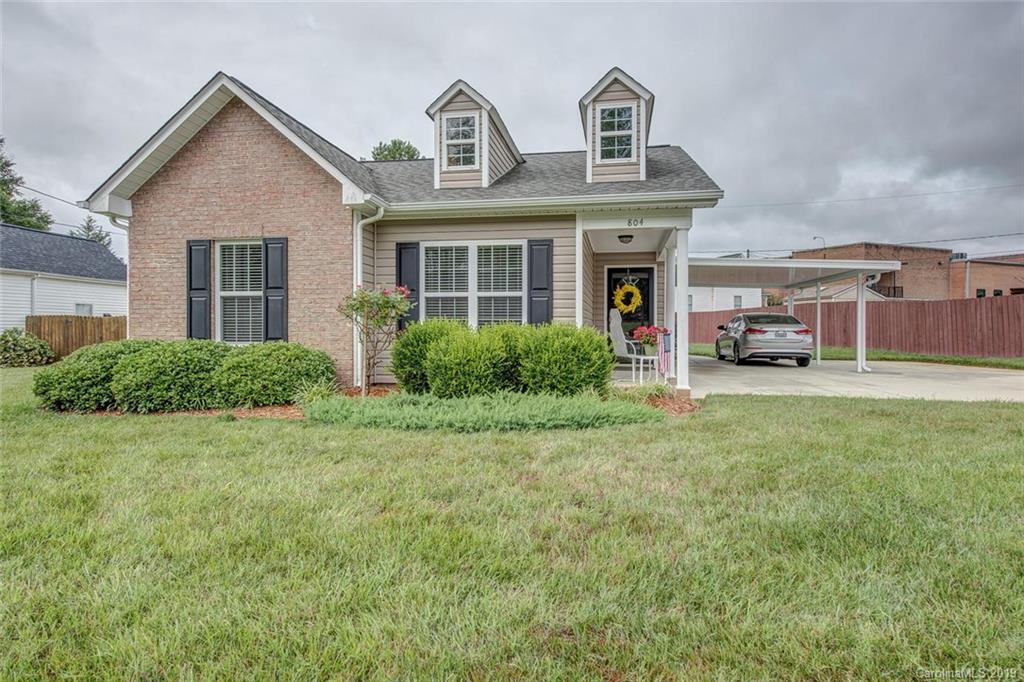 Property image 1 at 804 E Catawba Street, Belmont, NC 28012