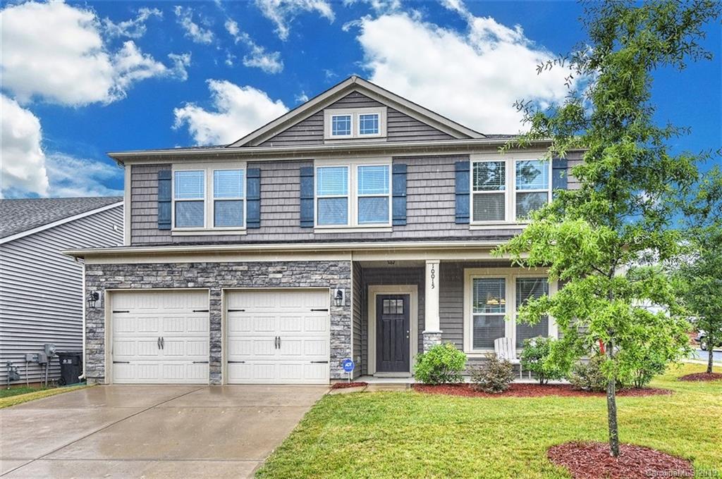 Property image 1 at 10015 Michael Crossing Drive, Charlotte, NC 28213