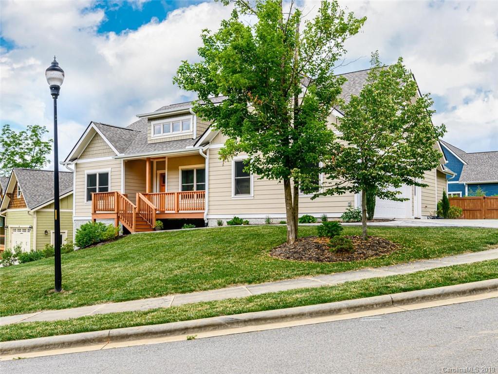 Property image 1 at 12 Shaker Court, Asheville, NC 28805