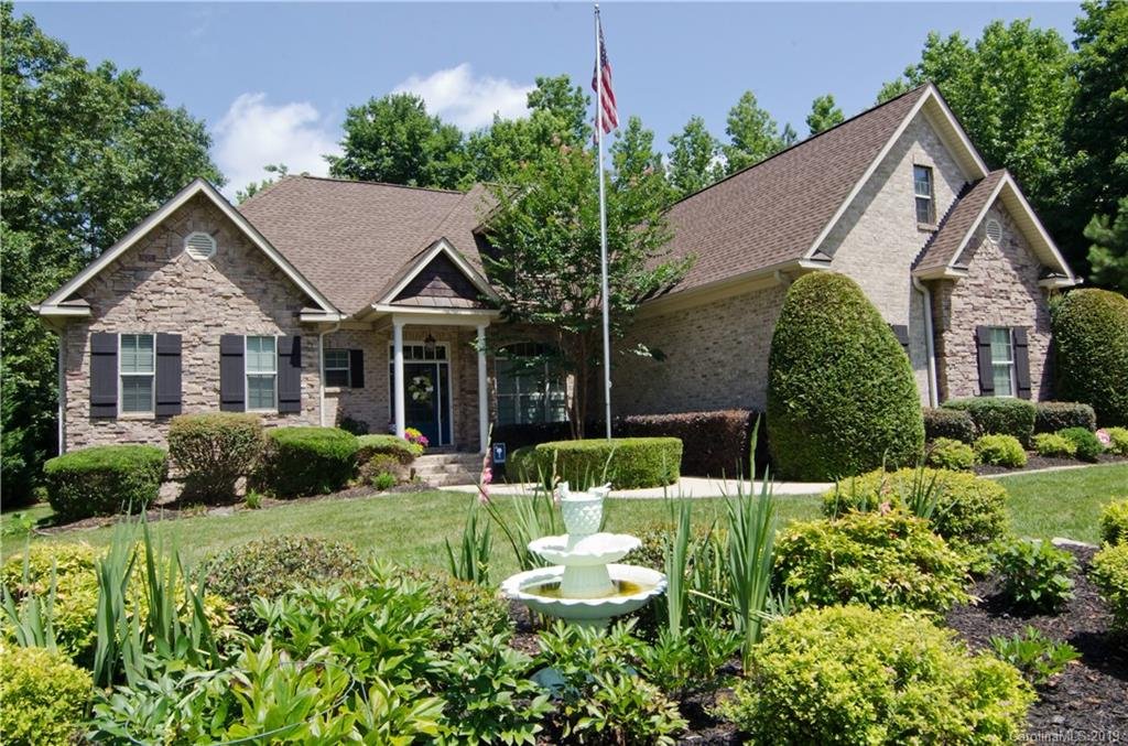 Property image 1 at 513 Little Cove Lane, Lake Wylie, SC 29710