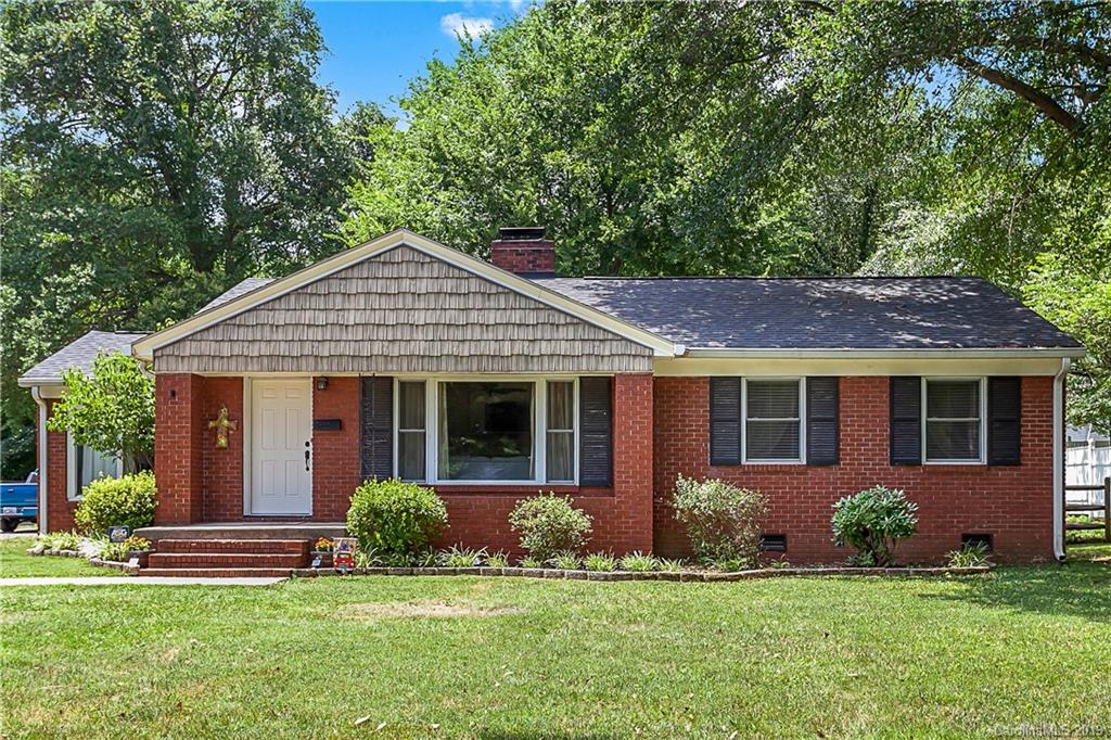 Property image 1 at 203 N Hawthorne Street, Mount Holly, NC 28120