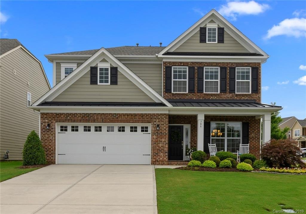 706 Falcon Ridge Court