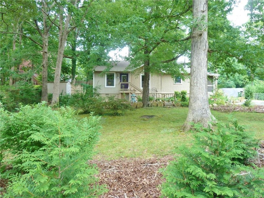 Property image 1 at 4 Spruce Drive, Asheville, NC 28805