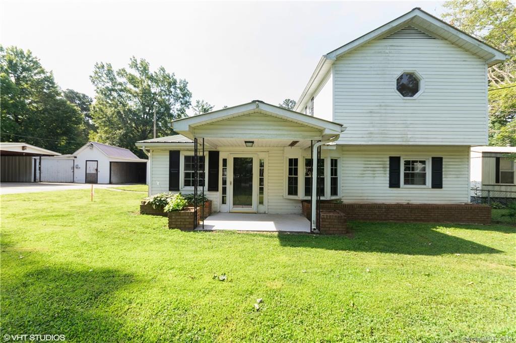 Property image 1 at 208 8th Avenue, New London, NC 28127