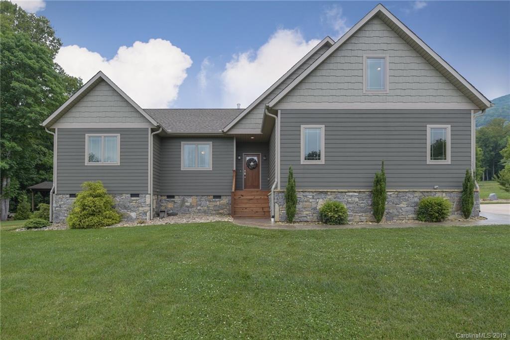 Property image 1 at 501 Stepping Stone Lane, Waynesville, NC 28786