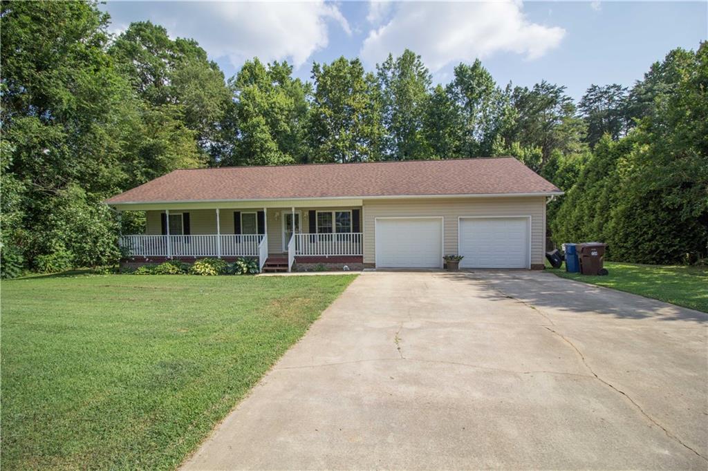 Property image 1 at 5637 Claridge Drive, Hickory, NC 28602