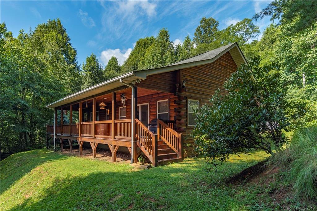 Property image 1 at 515 Point Of View Drive, Waynesville, NC 28785