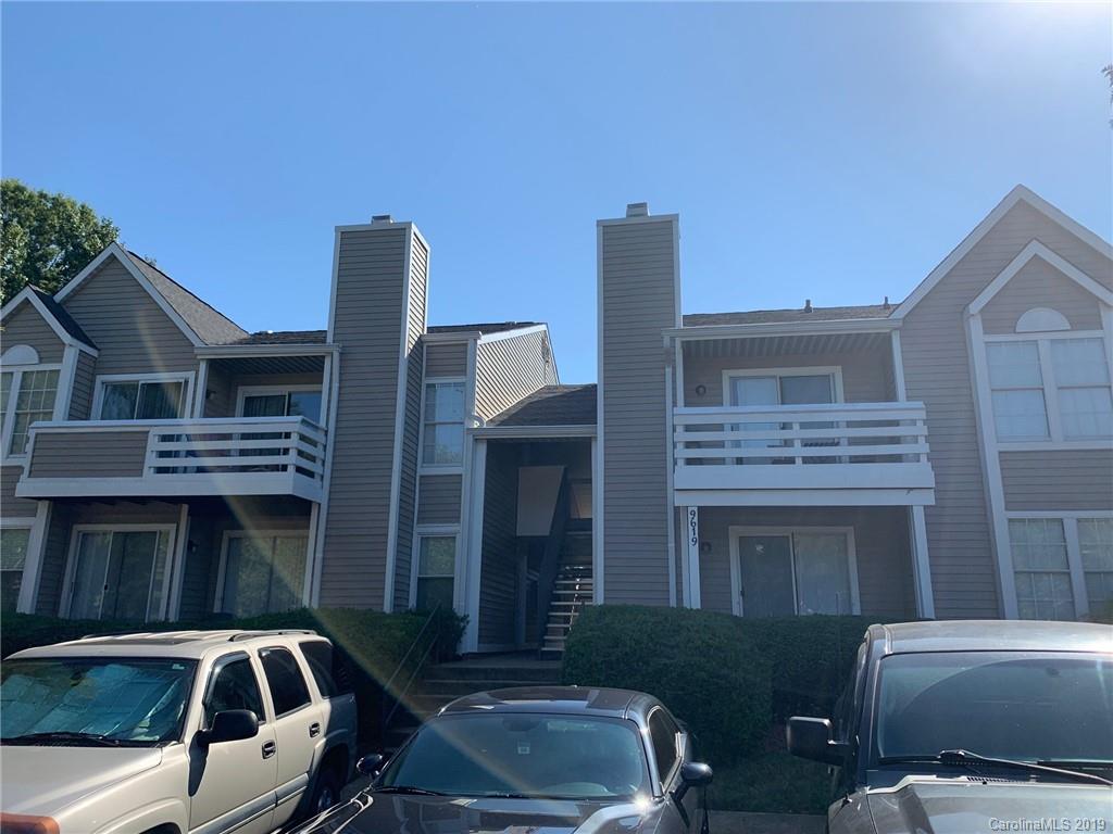 Property image 1 at 9619 Vinca Circle, Charlotte, NC 28213