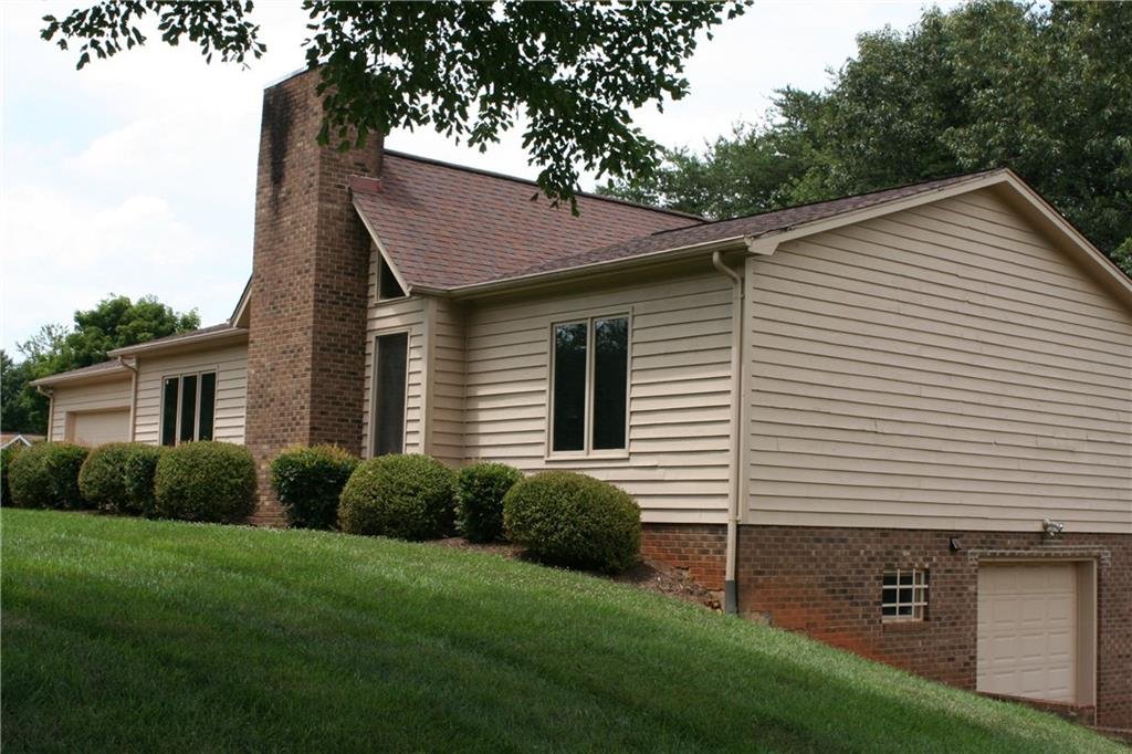 Property image 1 at 6142 Gold Creek Estate Drive, Hickory, NC 28601