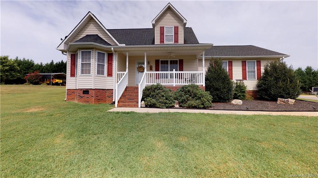 Property image 1 at 1040 Creekside Drive, Lincolnton, NC 28092