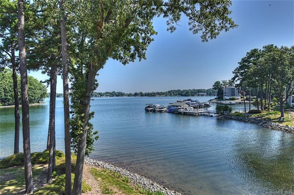 20347 Harborgate Court