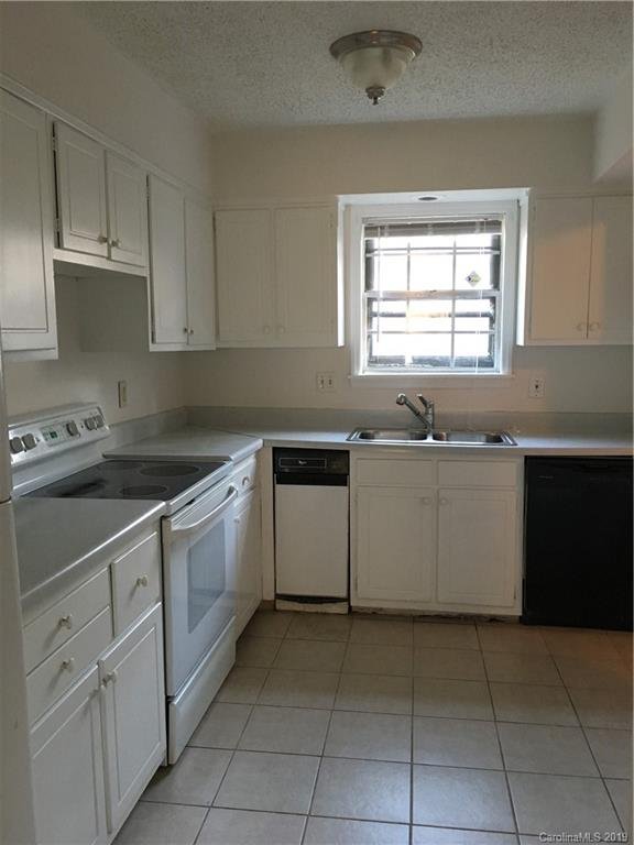 5807 Hunting Ridge Lane