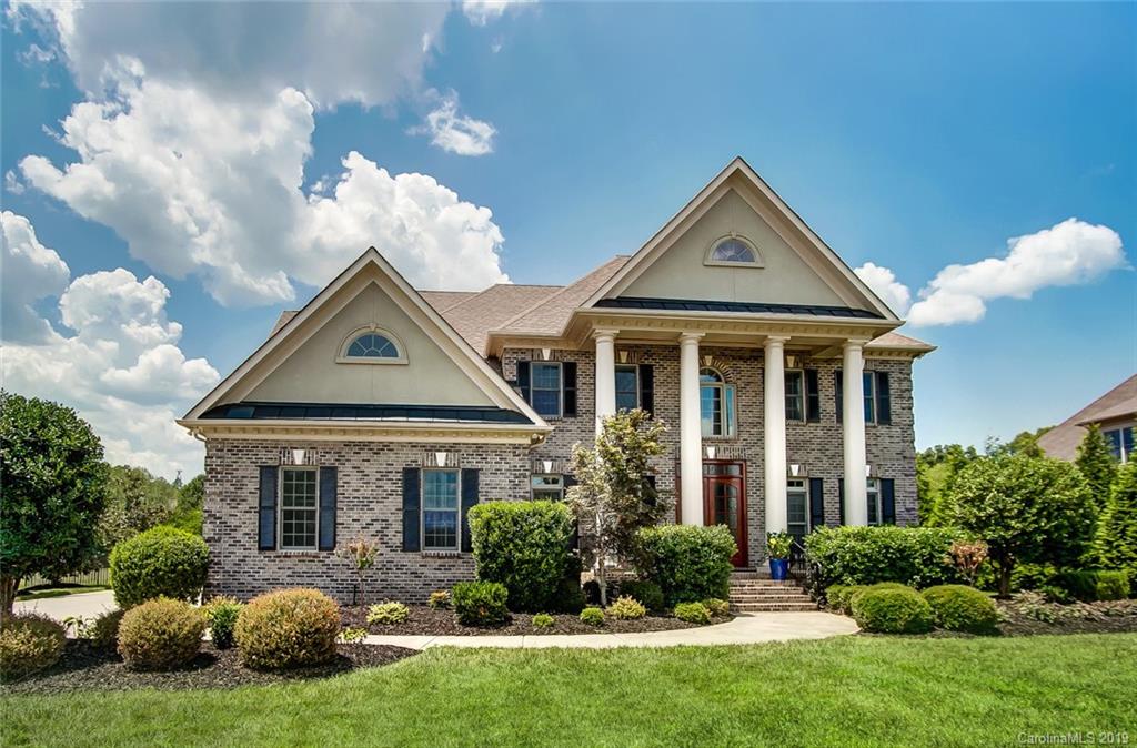 Property image 1 at 5017 Caliterra Drive, Matthews, NC 28104