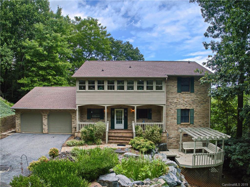 Property image 1 at 815 Summit Farm Lane, Hendersonville, NC 28739